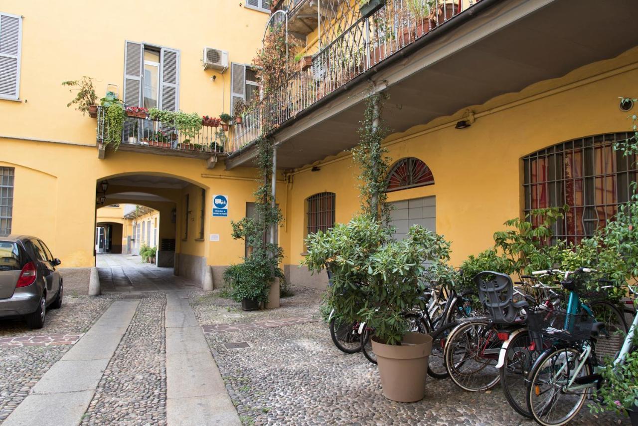 Youhosty - Col Di Lana 14 Milano Exteriör bild